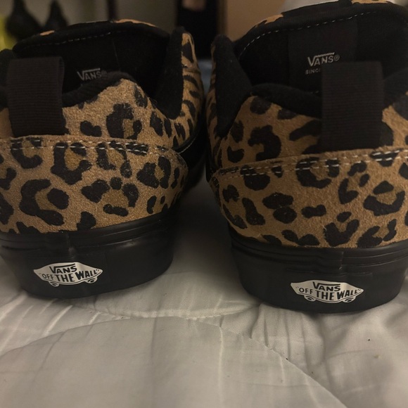 Vans Leapord Knu Skool Skate Shoe - Picture 3 of 5